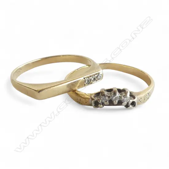 2 9CT DIAMOND RINGS, 3gms