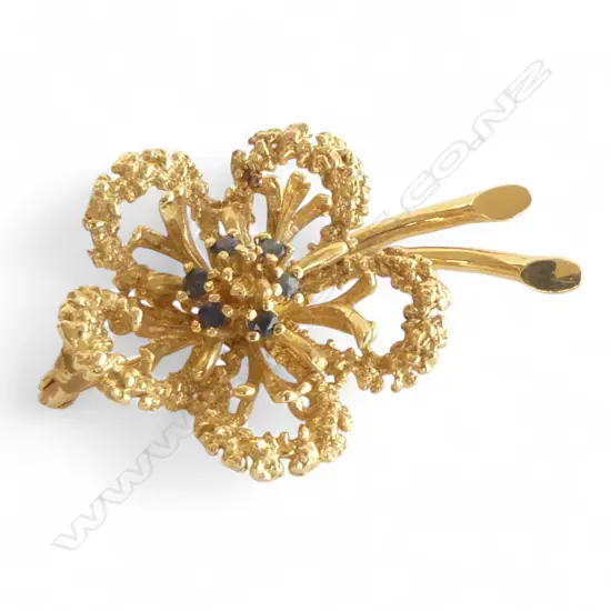 14CT FLOWER BROOCH, 7.9gms