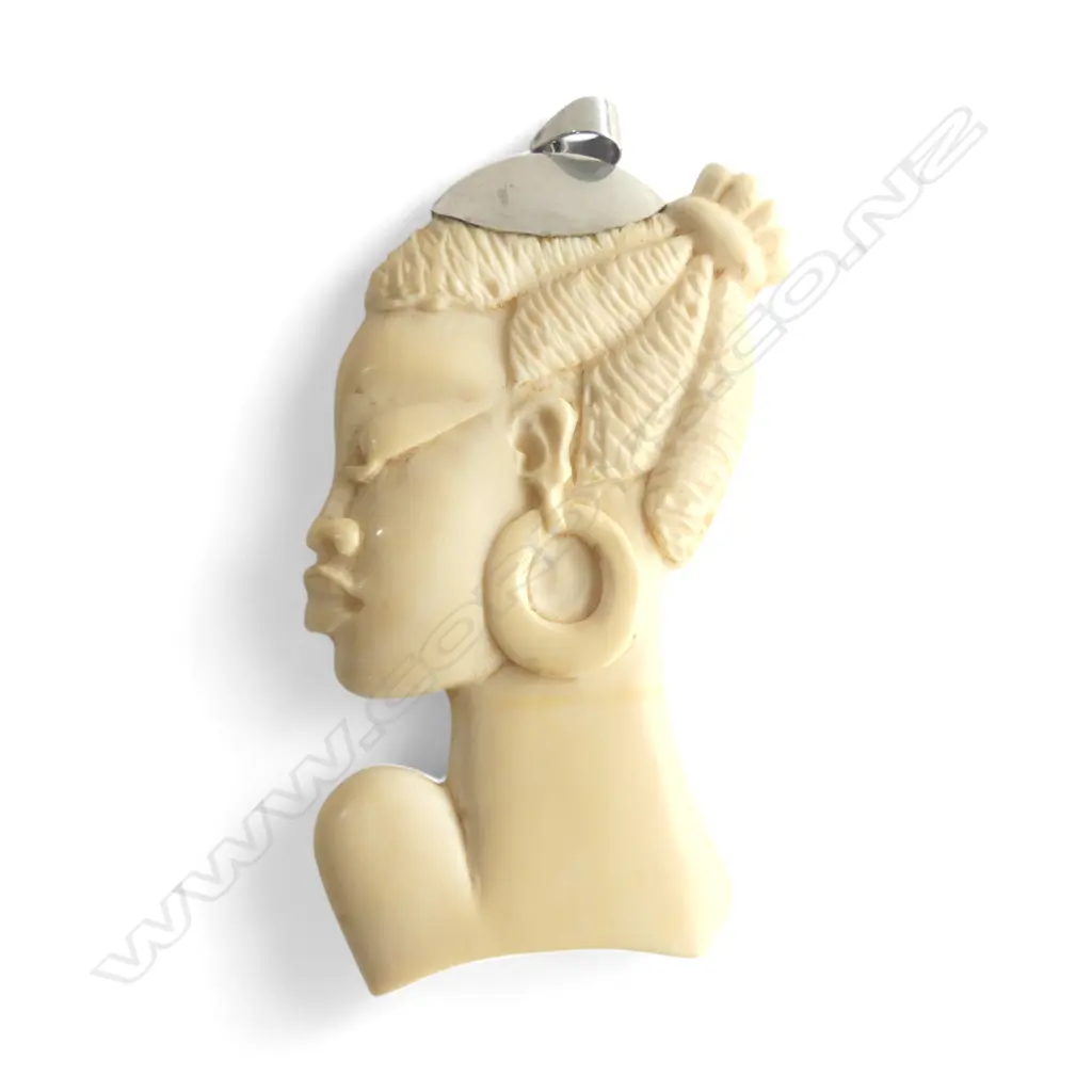 LARGE VINTAGE stylish CARVED IVORY AFRICAN WOMAN'S HEAD PENDANT silver mount H.95mm Image 1++