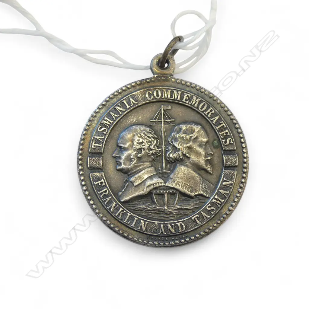 ROYAL HOBART CENTENARY REGATTA MEDAL 1938 35mm dia Image 1++