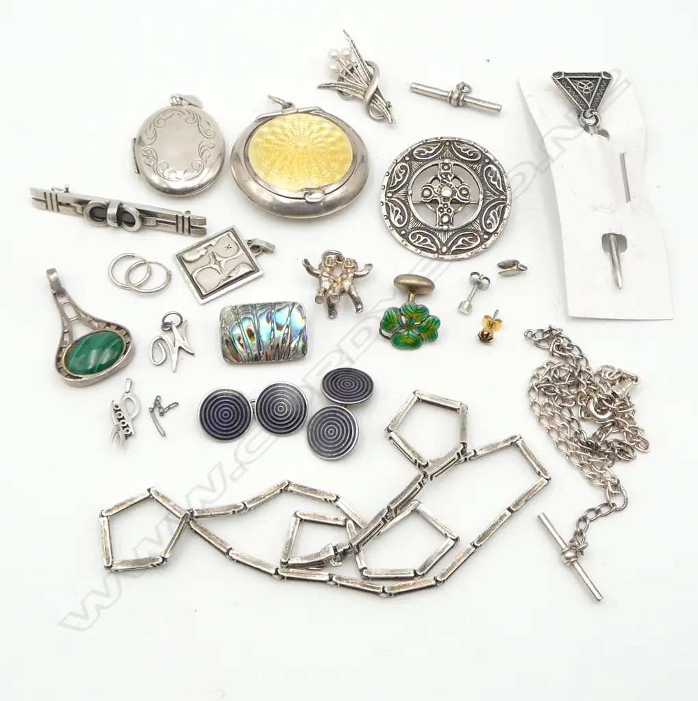 ASST. STG SILVER JEWELLERY Image 1++