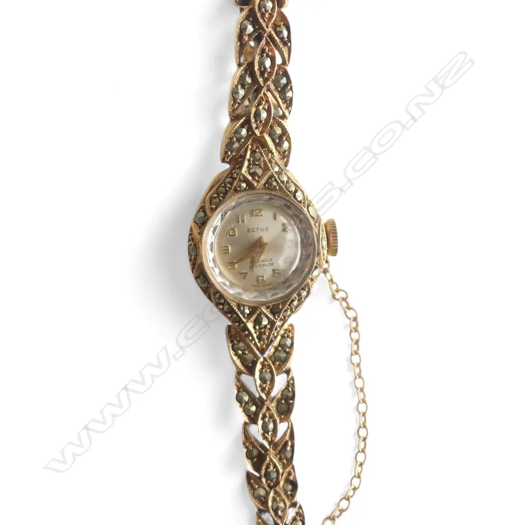 VINTAGE 'ZETUS' LADIES WRIST WATCH, BOXED Image 1++