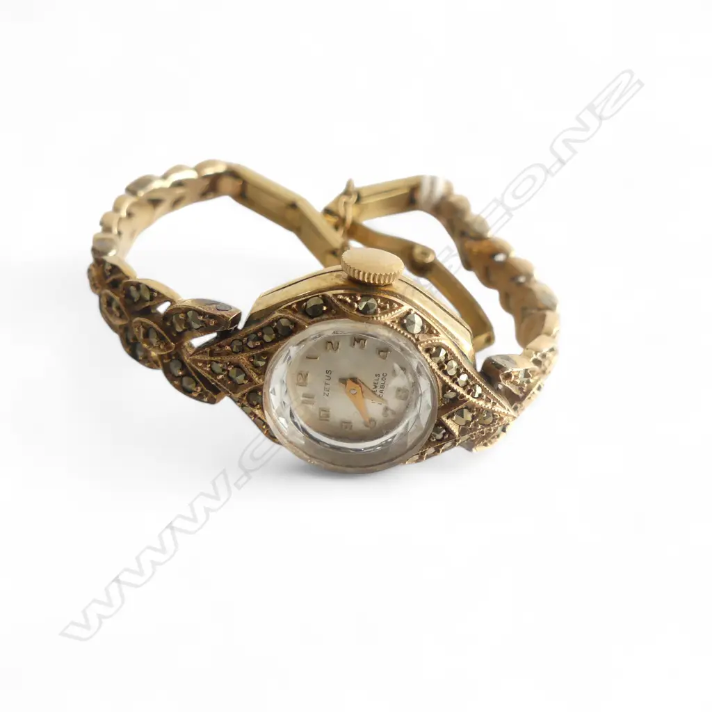 VINTAGE 'ZETUS' LADIES WRIST WATCH, BOXED Image 1++
