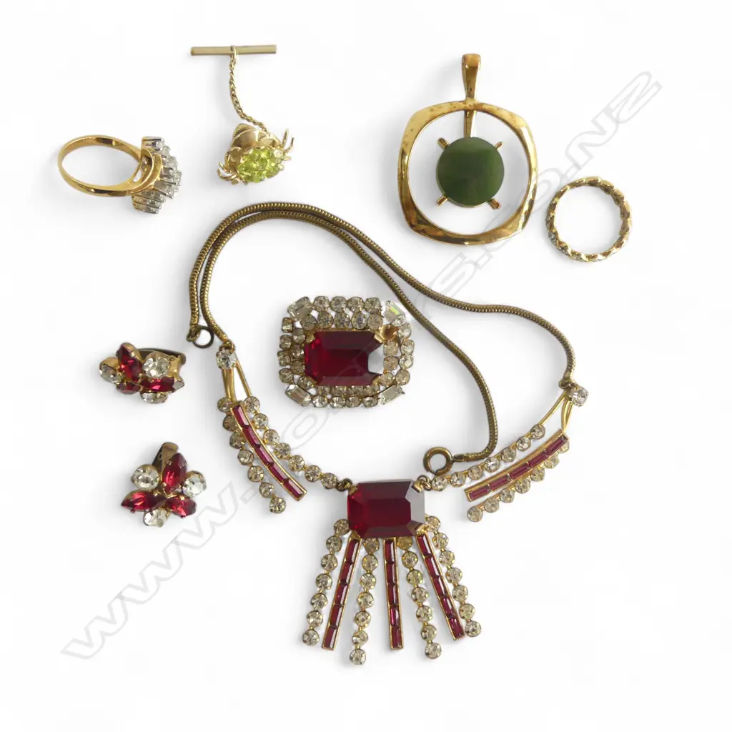 COSTUME JEWELLERY PARURE, GILDED STG SILVER BROOCH + 3 OTHERS Image 1++