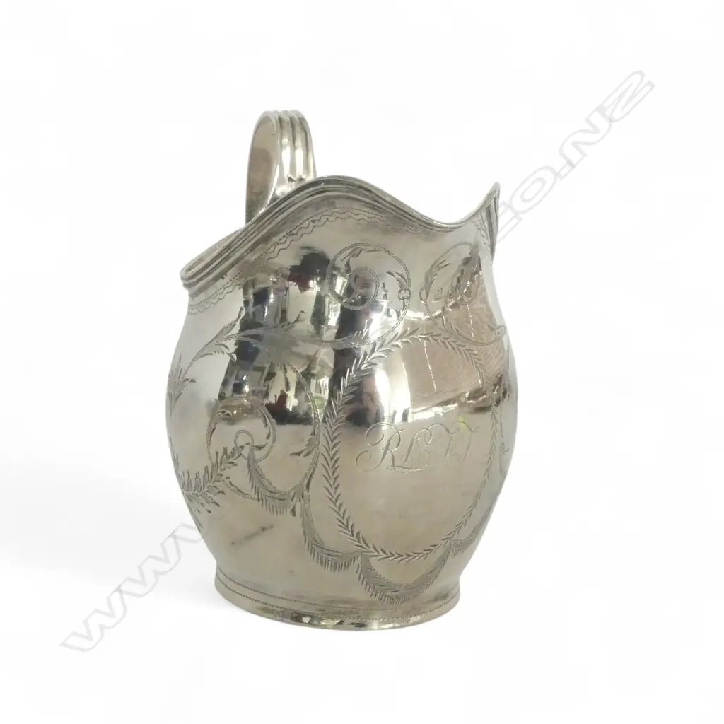 GEORGIAN STG SILVER CREAM JUG, 113gms Image 1++