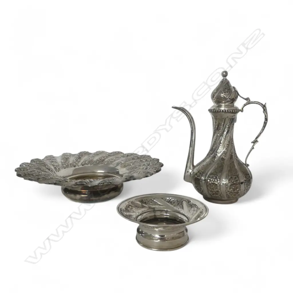 EUROPEAN 900 SILVER 3 PIECE SET: COFFEE POT H.280mm+ LGE BOWL Dia.315mm + SMALL STAND. Embossed wrythen florals. 1480gms Image 1++