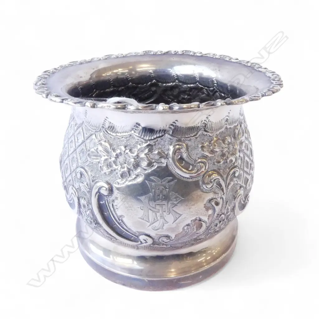 STG SILVER WINE COASTER, BIRMINGHAM 1901, 360gms including wooden base H.120mm Image 1++
