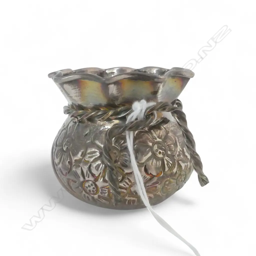 CAP 925 SILVER SMALL BOWL fluted top 70gms Image 1++