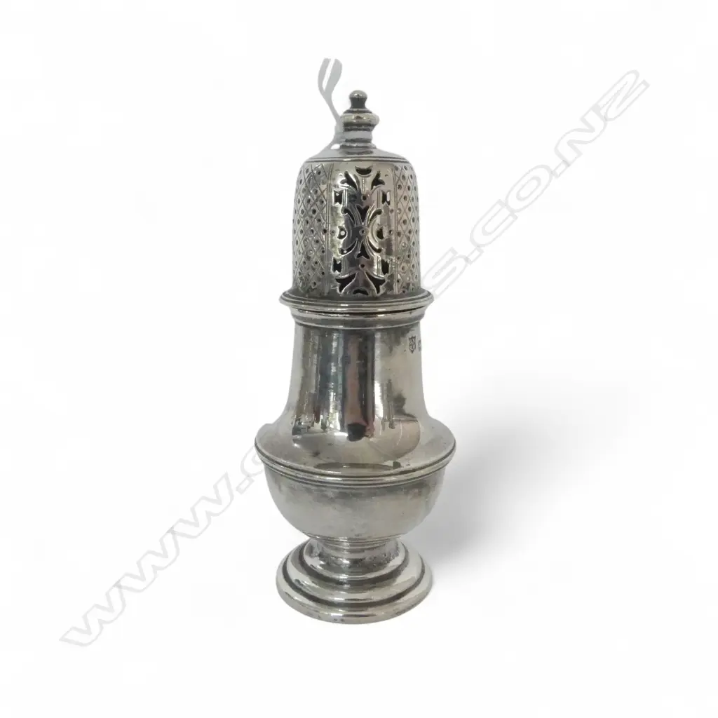 Chester 1901 SILVER BALUSTER PEPPERETTE 81.6gms Image 1++