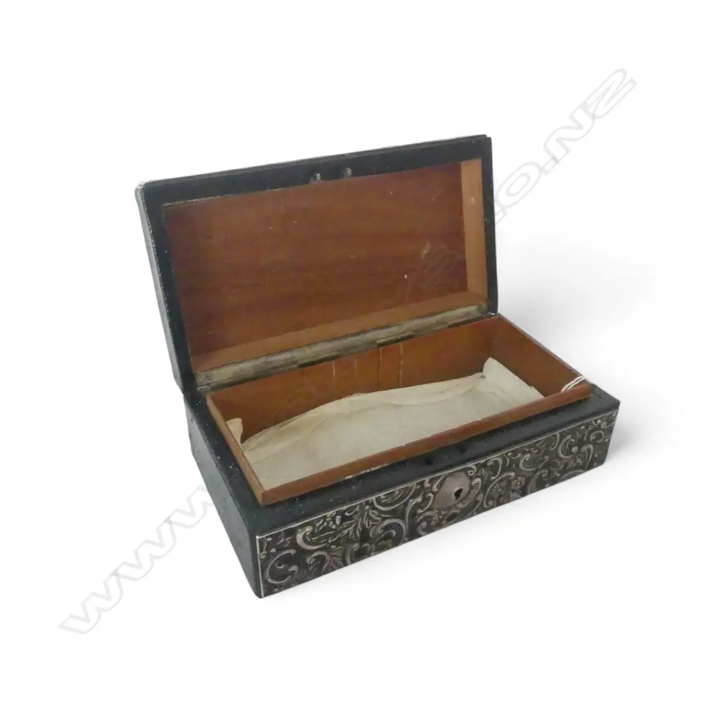 STG SILVER JEWELLERY BOX w. WOOD INTERIOR W.205mm BIRMINGHAM 1897? Image 1++