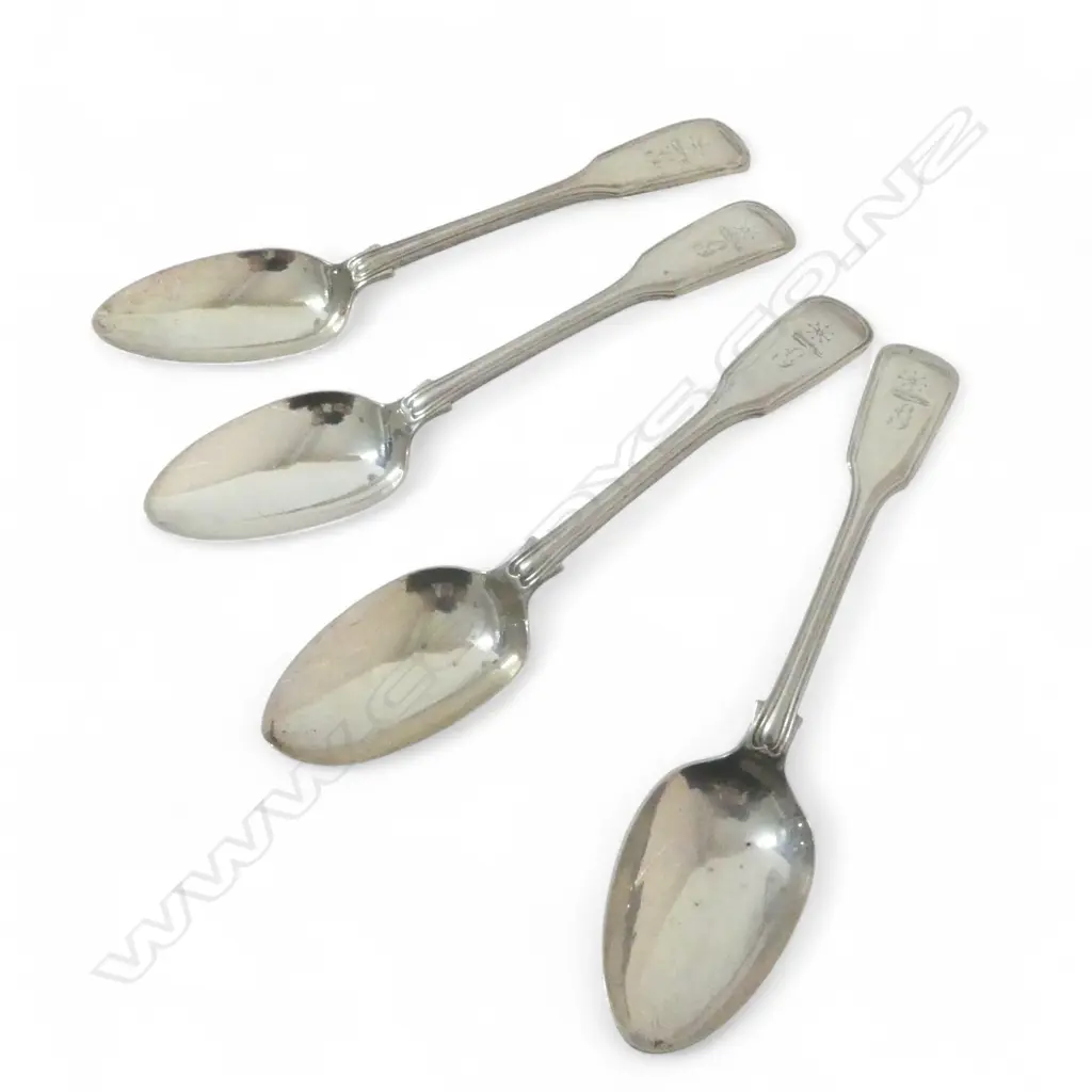 FOUR VICTORIAN SILVER TEASPOONS 122gms Image 1++