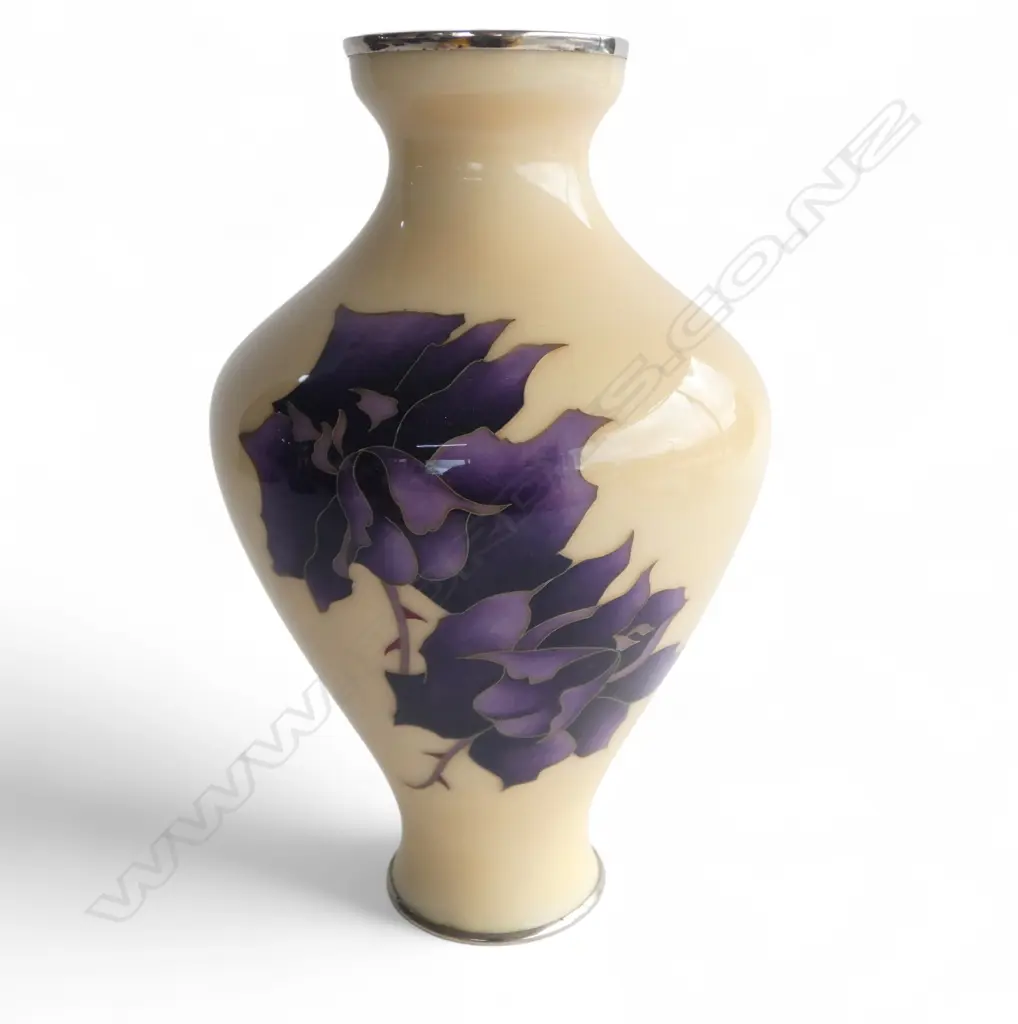 JAPANESE CLOISONNE VASE IN THE STYLE OF ANDO JUBEI H.260mm with stamped silver rims Image 1++