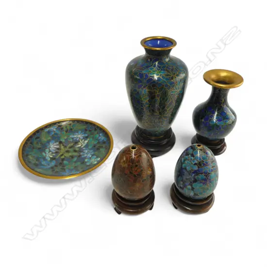 COLLECTION 5PCS CHINESE CLOISONE 2 EGGS 50MM DISH & 2 VASES H130MM TALLEST ON STANDS