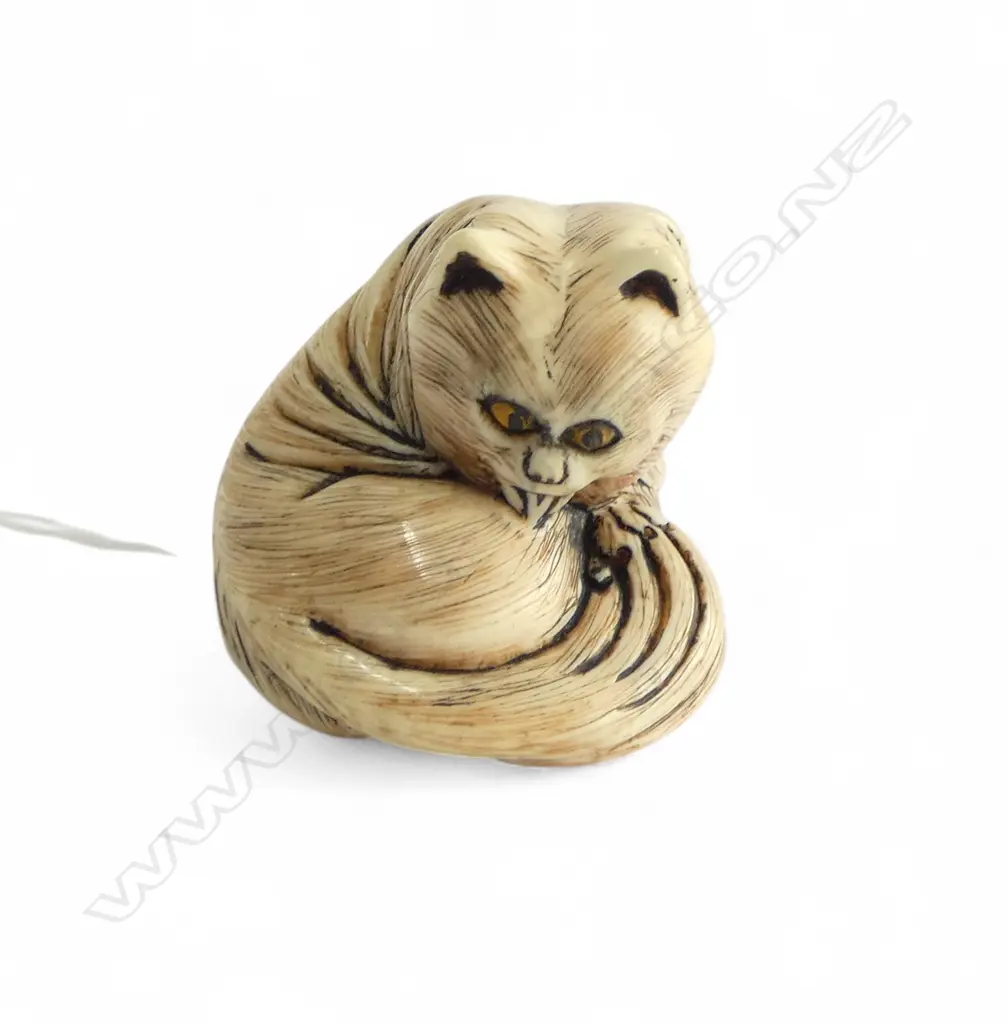 IVORY NETSUKE FELINE, SIGNED Image 1++