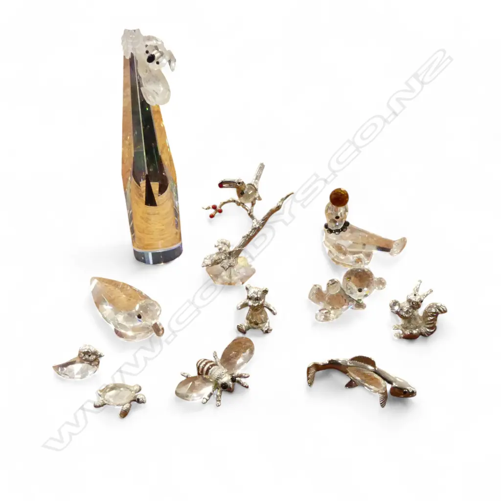 11 CRYSTAL ANIMALS; SWAROVSKI ETC (KOALA H.150mm) Image 1++
