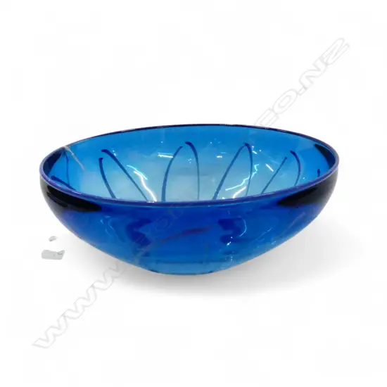 ART GLASS BOWL 240mm dia UNSIGNED