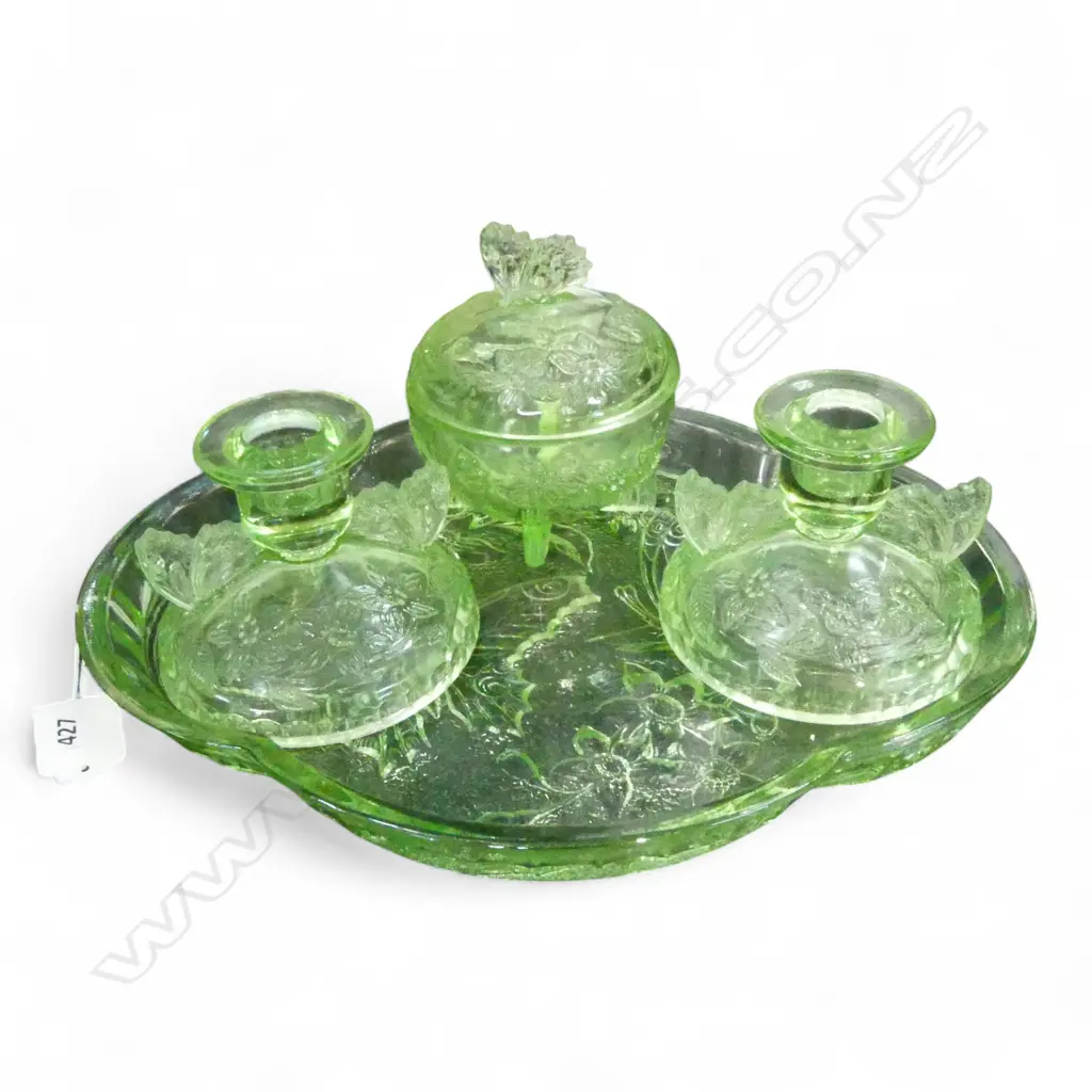 4 PCES. GREEN GLASS W.300mm Image 1++