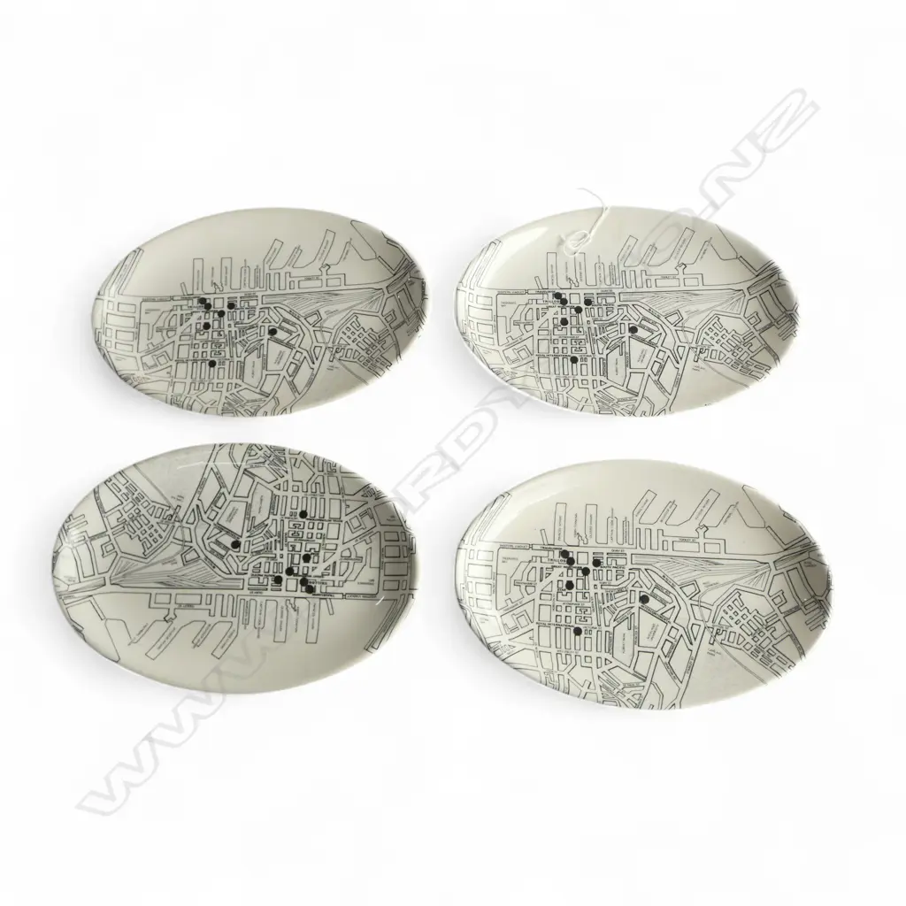 FOUR CROWN LYNN OVAL PLATES w MAP of DOWNTOWN AUCKLAND, L.230mm (reportedly made for Trillo's) Image 1++