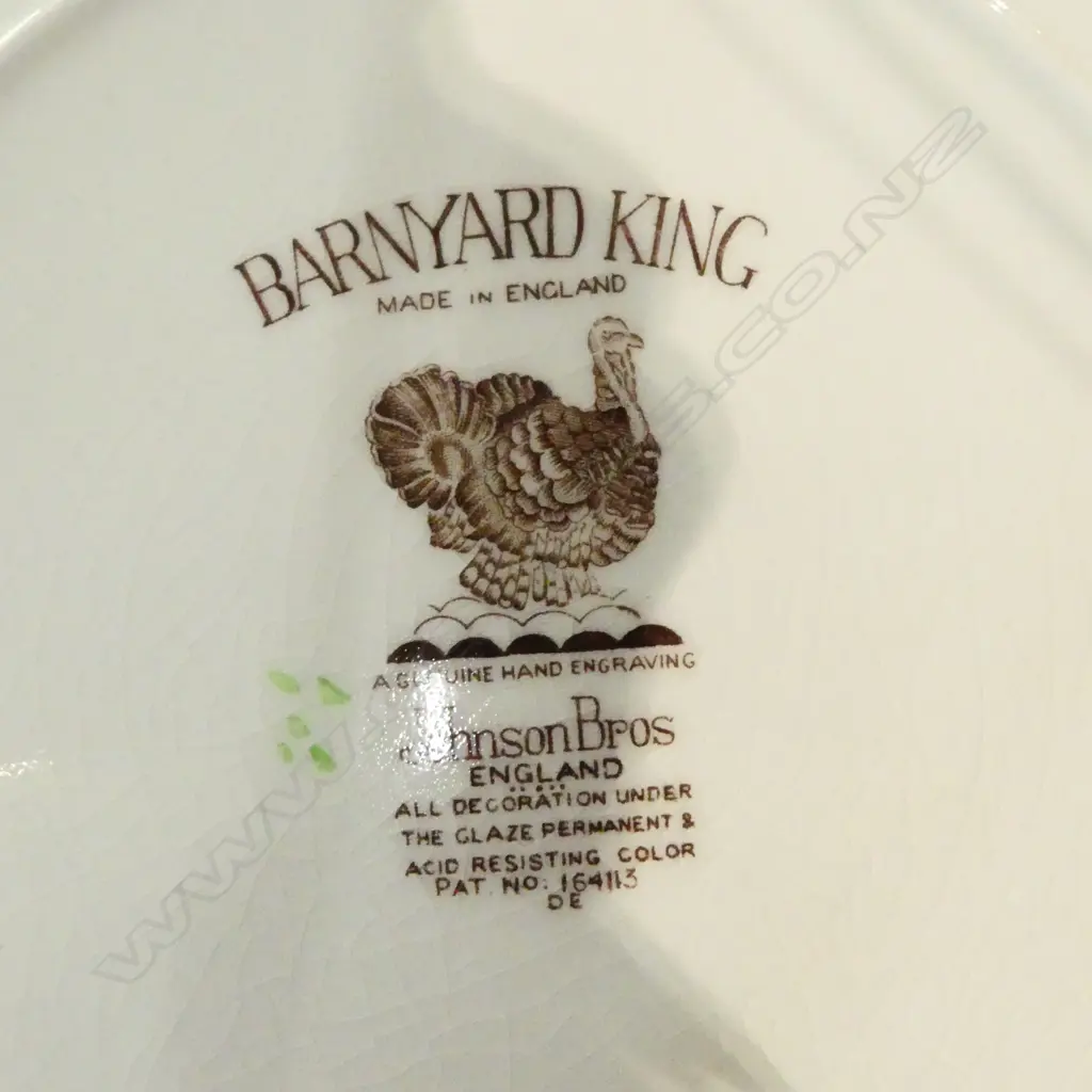 12 JOHNSON BROS. 'BARNYARD KING' DINNER PLATES 275mm dia Image 1++