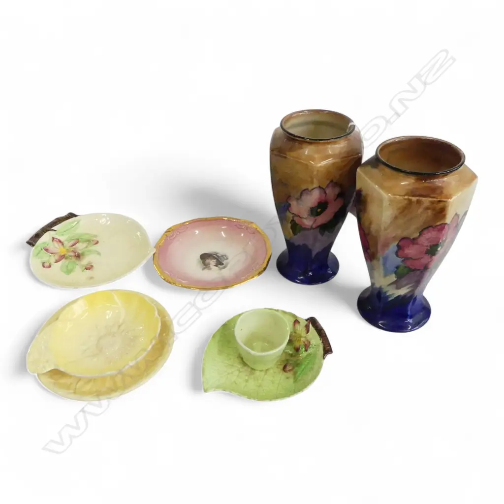 PR TUNSTALL VASES H.170mm, 5 PCES CARLTON WARE + CROWN LYNN DISH Image 1++