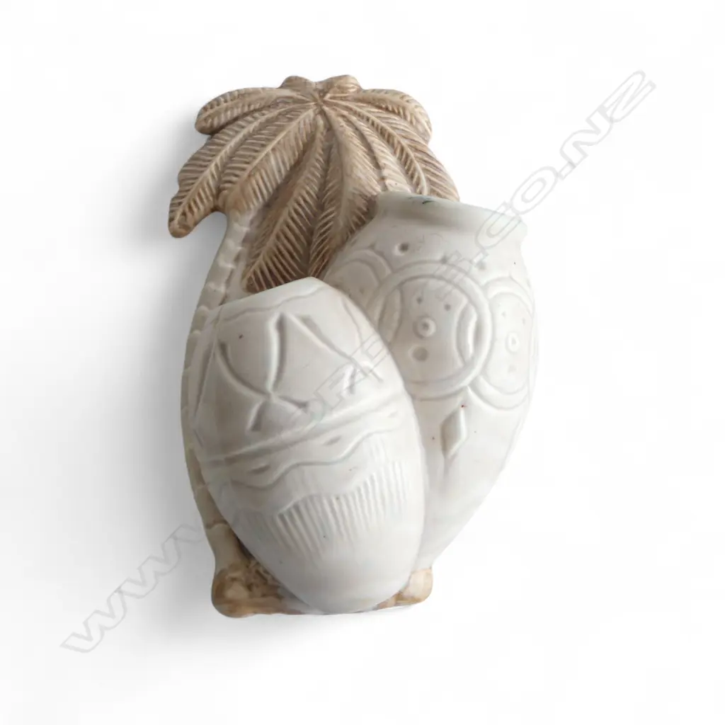 BESWICK WALL PLANTER H.220mm 1063 Image 1++