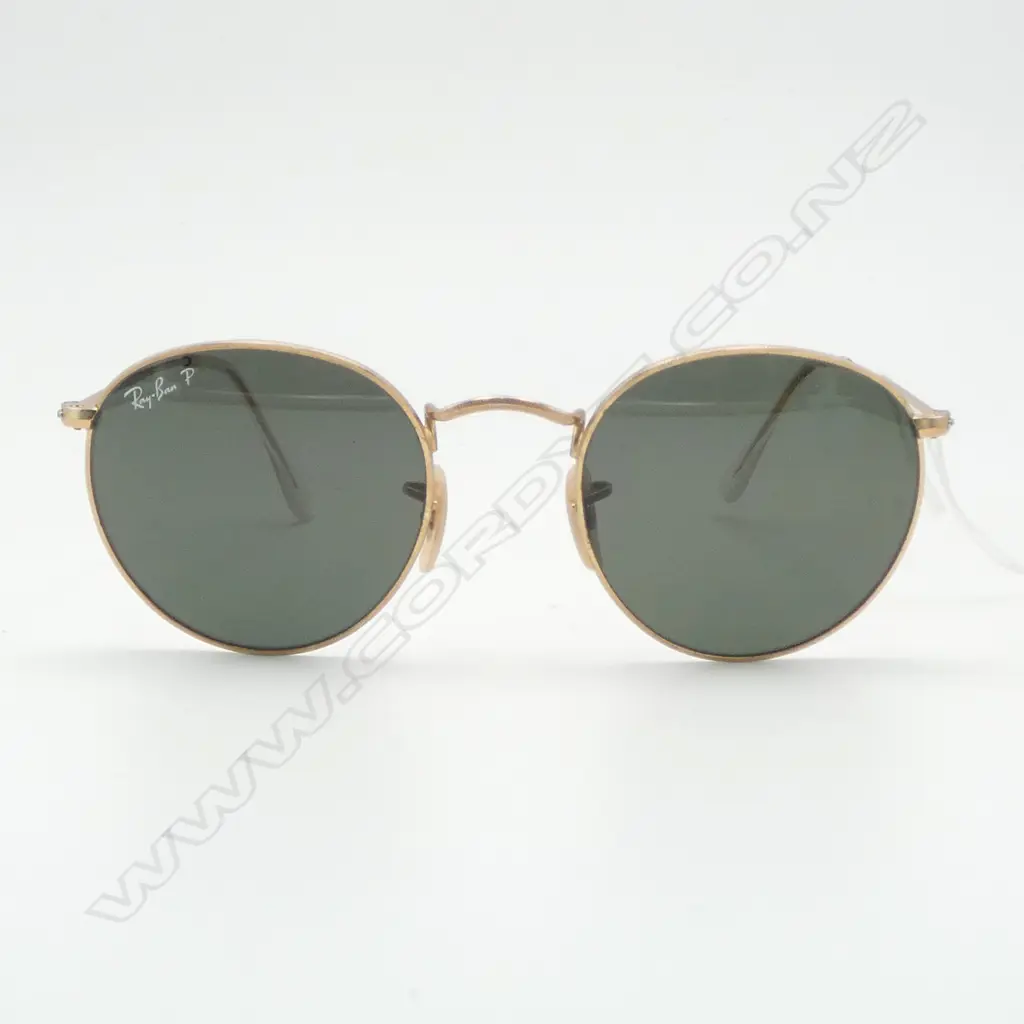 RAY BAN POLARISED SUN GLASSES Image 1++