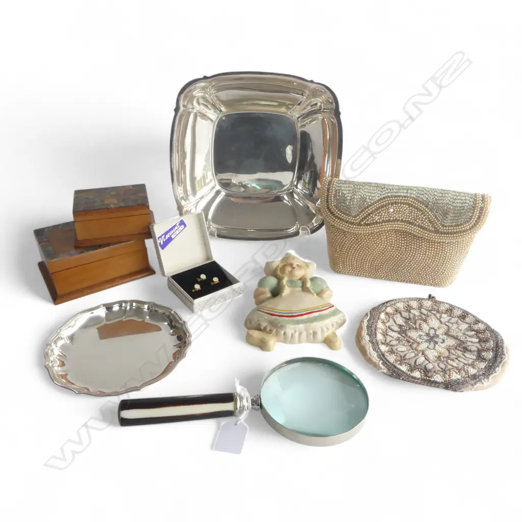 2 PAUA INLAID BOXES, 2 BEADED BAGS, 2 EP DISHES, MAG GLASS ETC Image 1++