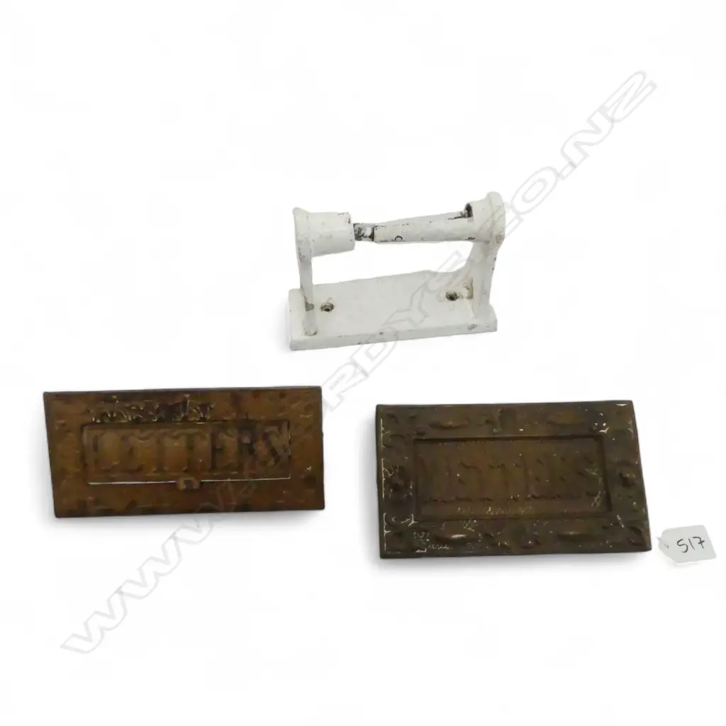 2 LETTER PLATES W.180mm & VINTAGE PAPER HOLDER  Image 1++