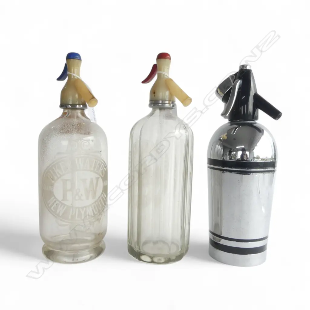 THREE OLD SIPHONS, CHROME DECO, BOYD & McCRONE & PIKE & WATERS  Image 1++
