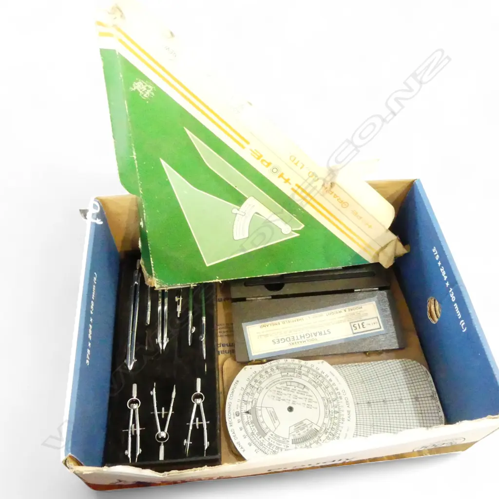 SMALL BOX 4 VINTAGE DRAUGHTSMAN TOOLS & ADJUSTABLE TRIANGLE  L370MM Image 1++