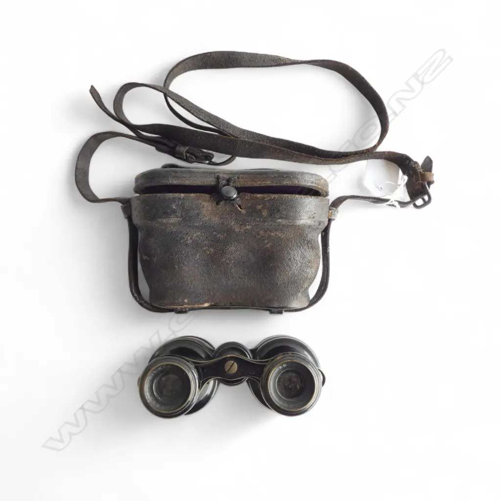 CASED PR VINTAGE BINOCULARS Image 1++
