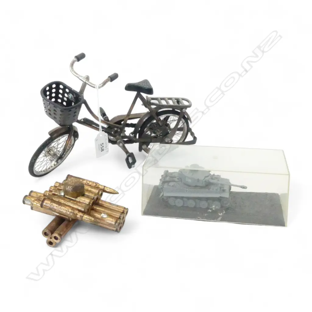 3 PCES, BIKE L.280mm, BULLET ART, TANK MODEL Image 1++