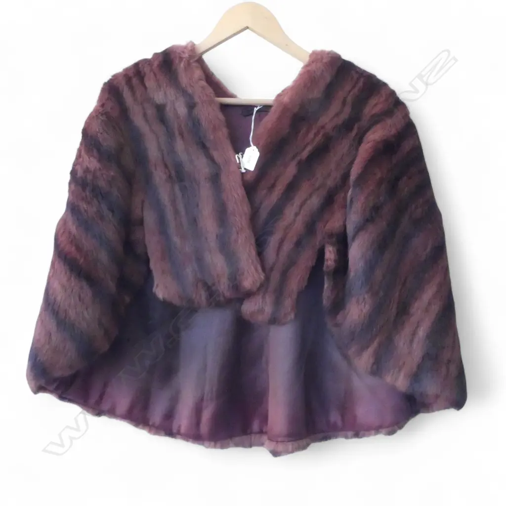 FUR STOLE Image 1++