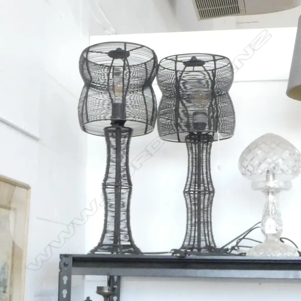PR BLACK WIRE TABLE LAMPS H.550mm (ADAPTOR REQ) Image 1++