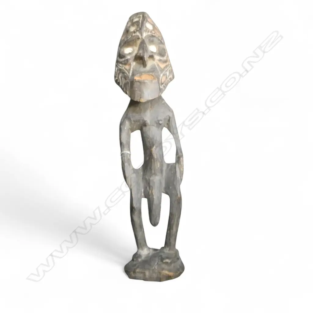 CARVED FIGURE, PAPUA NEW GUINEA Image 1++