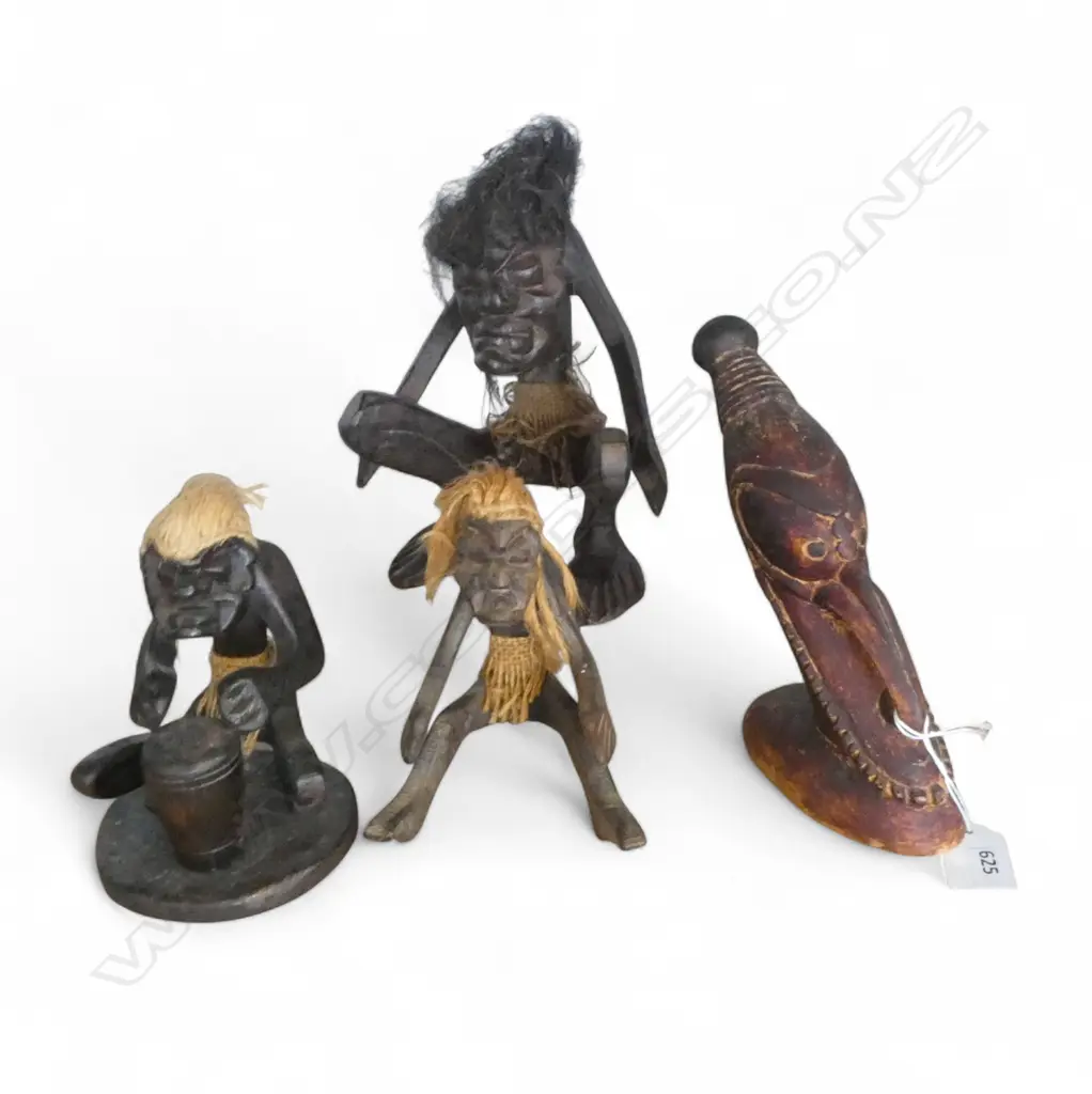 3 CARVED AFRICAN FIGURES + PNG MASK ORNAMENT H.170mm Image 1++