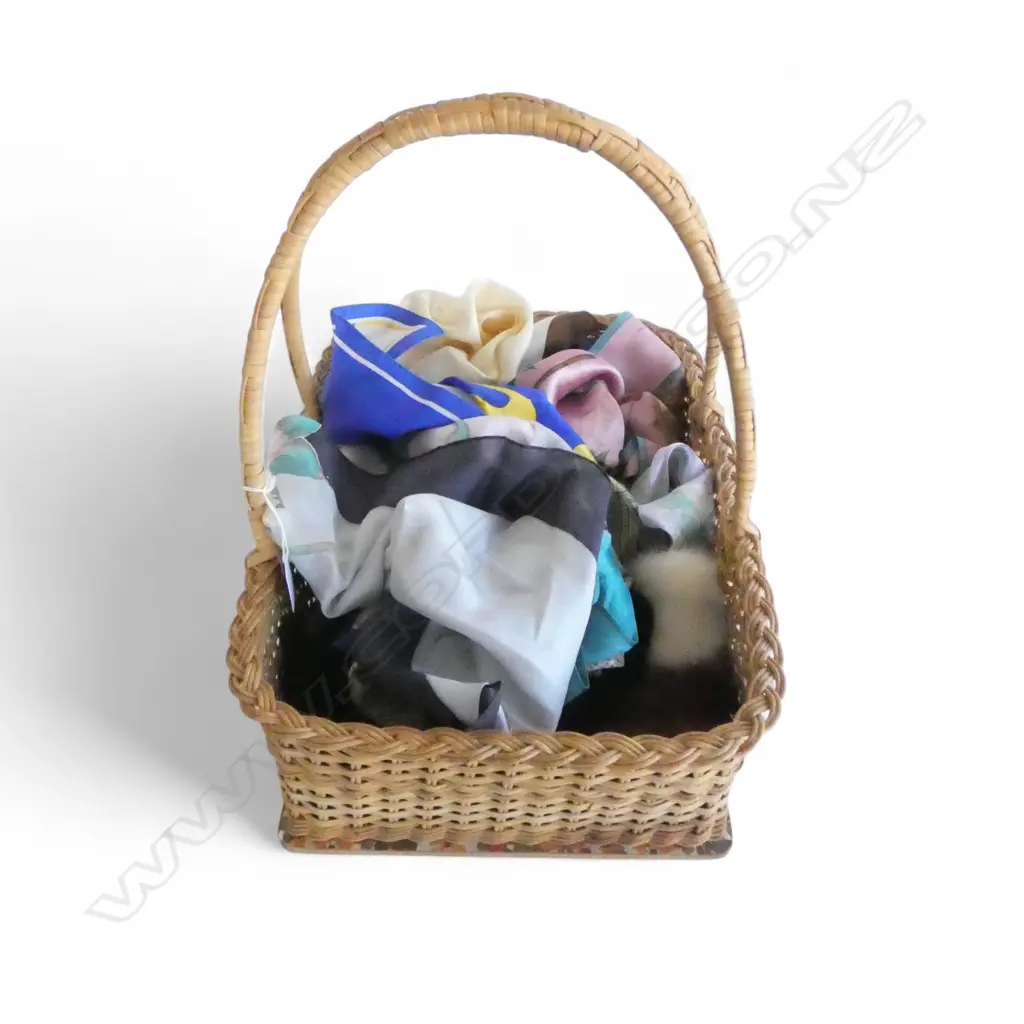 WICKER BASKET L450 WITH 9 VINTAGE SCARFS SOME SILK & 3 FUR COLLARS Image 1++