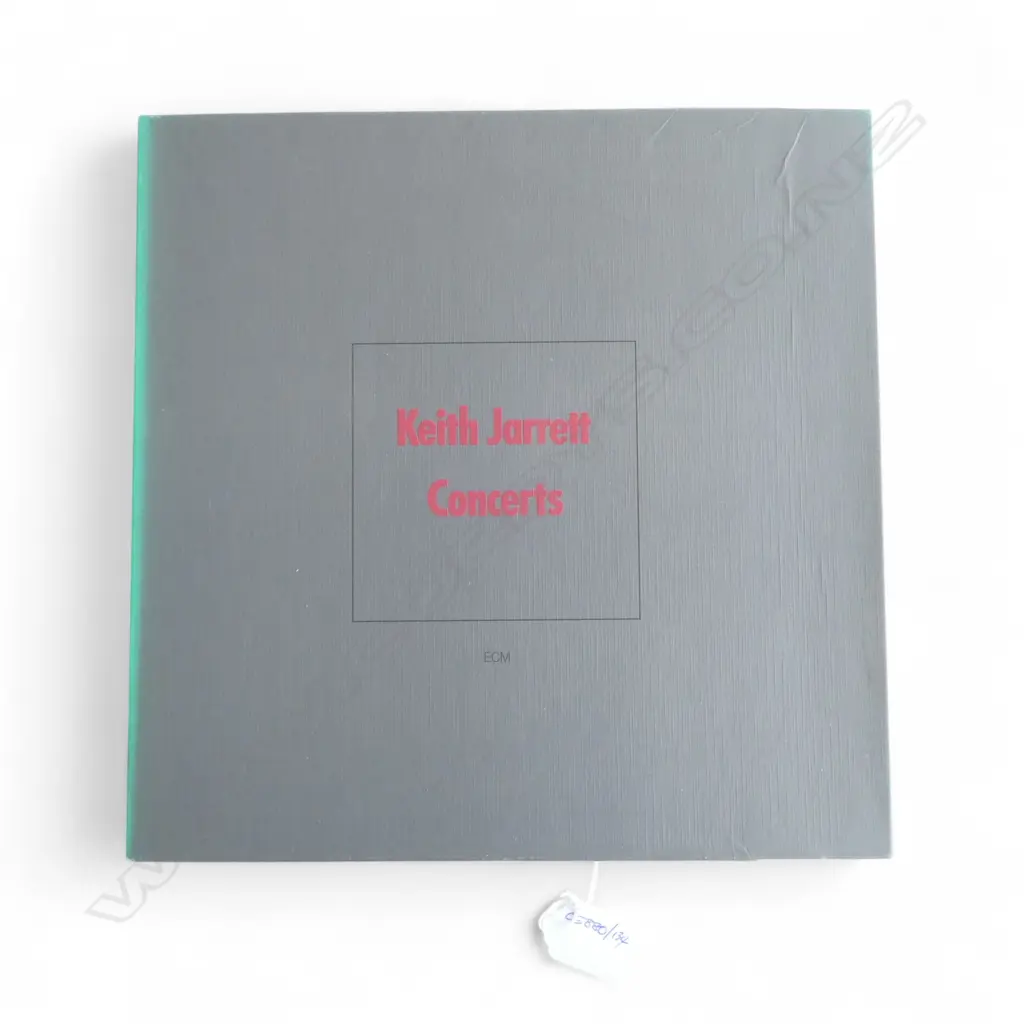 KEITH JARRETT 3 LP BOX SET CONCERTS ECM-3-1227 SLIGHT DAMAGE TO BOX Image 1++
