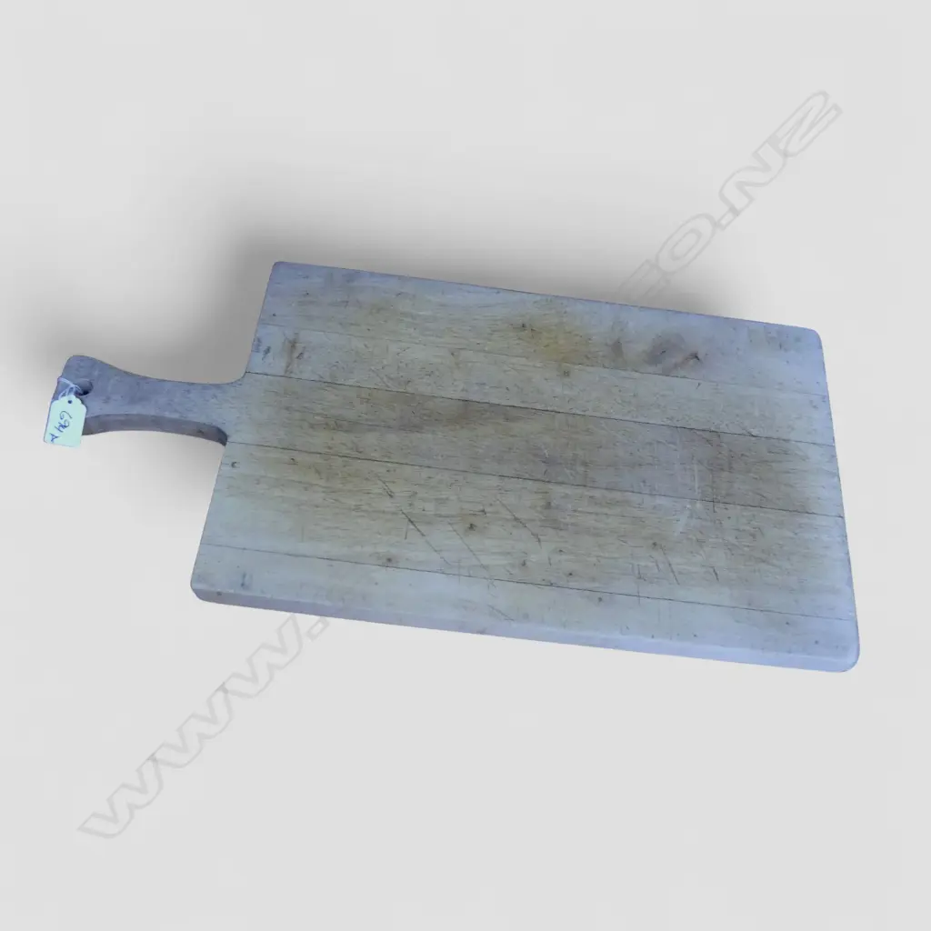 LARGE WOODEN CHOPPING/ SERVING BOARD L450mm excl handle Image 1++