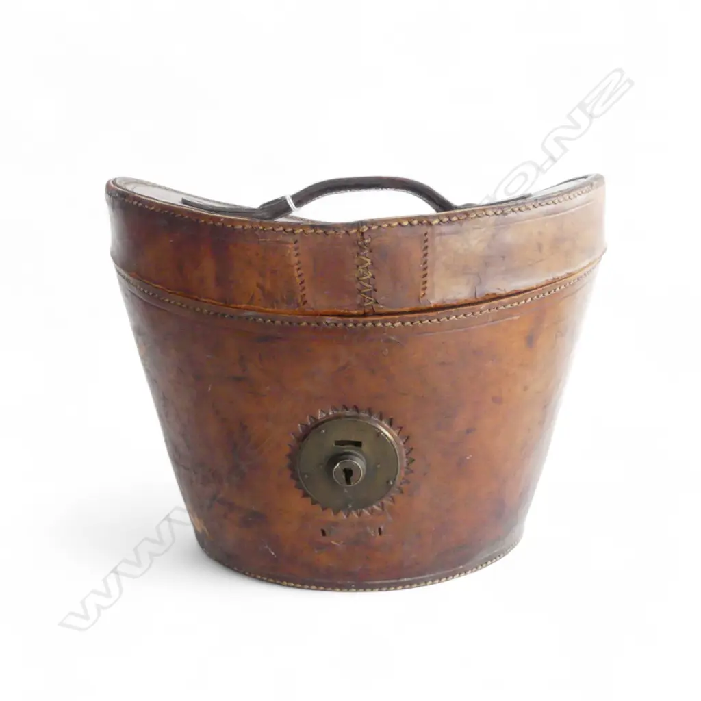 J. WOODROW & SONS TOP HAT IN LEATHER CASE H.255mm Image 1++