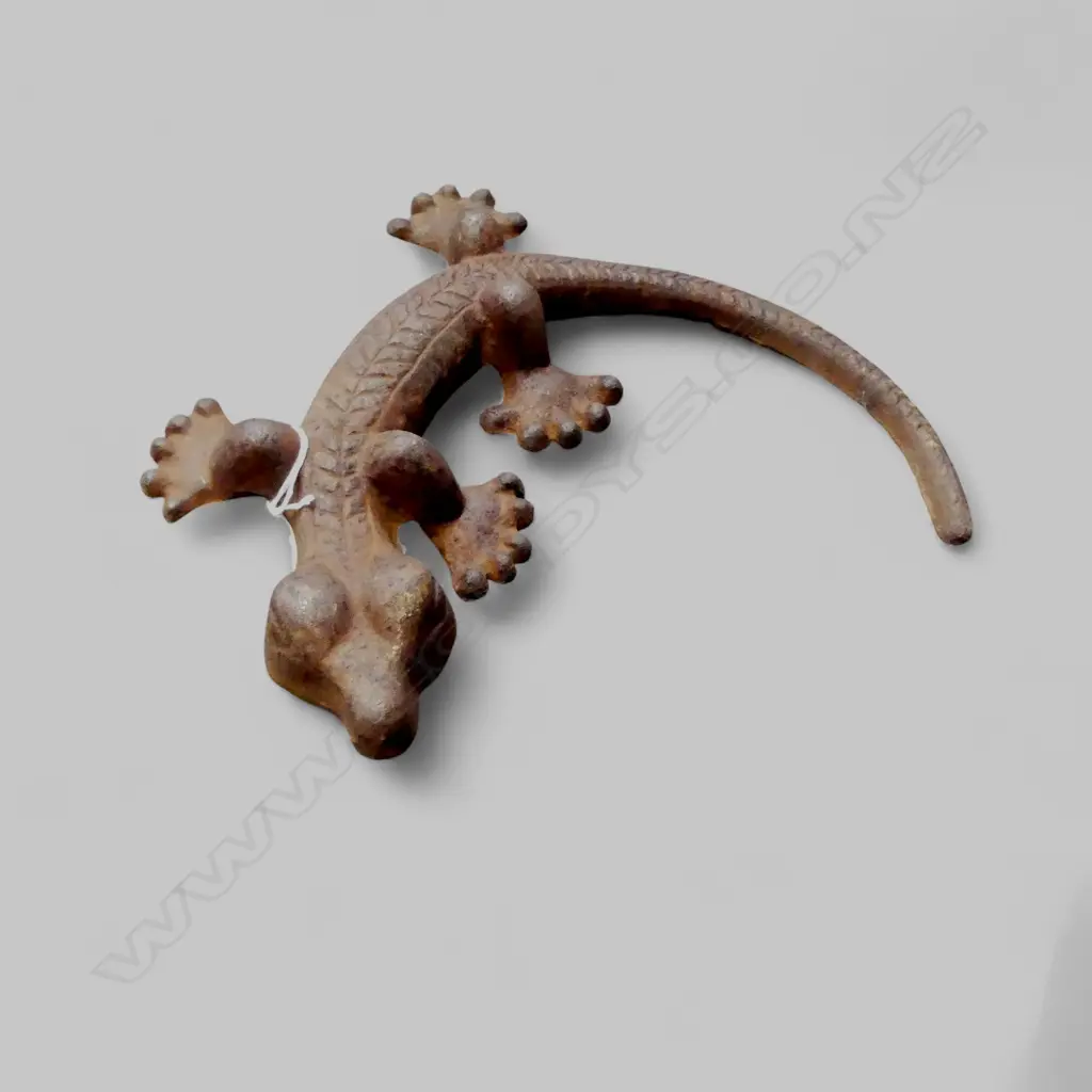 VINTAGE CAST IRON GECKO L.240mm Image 1++