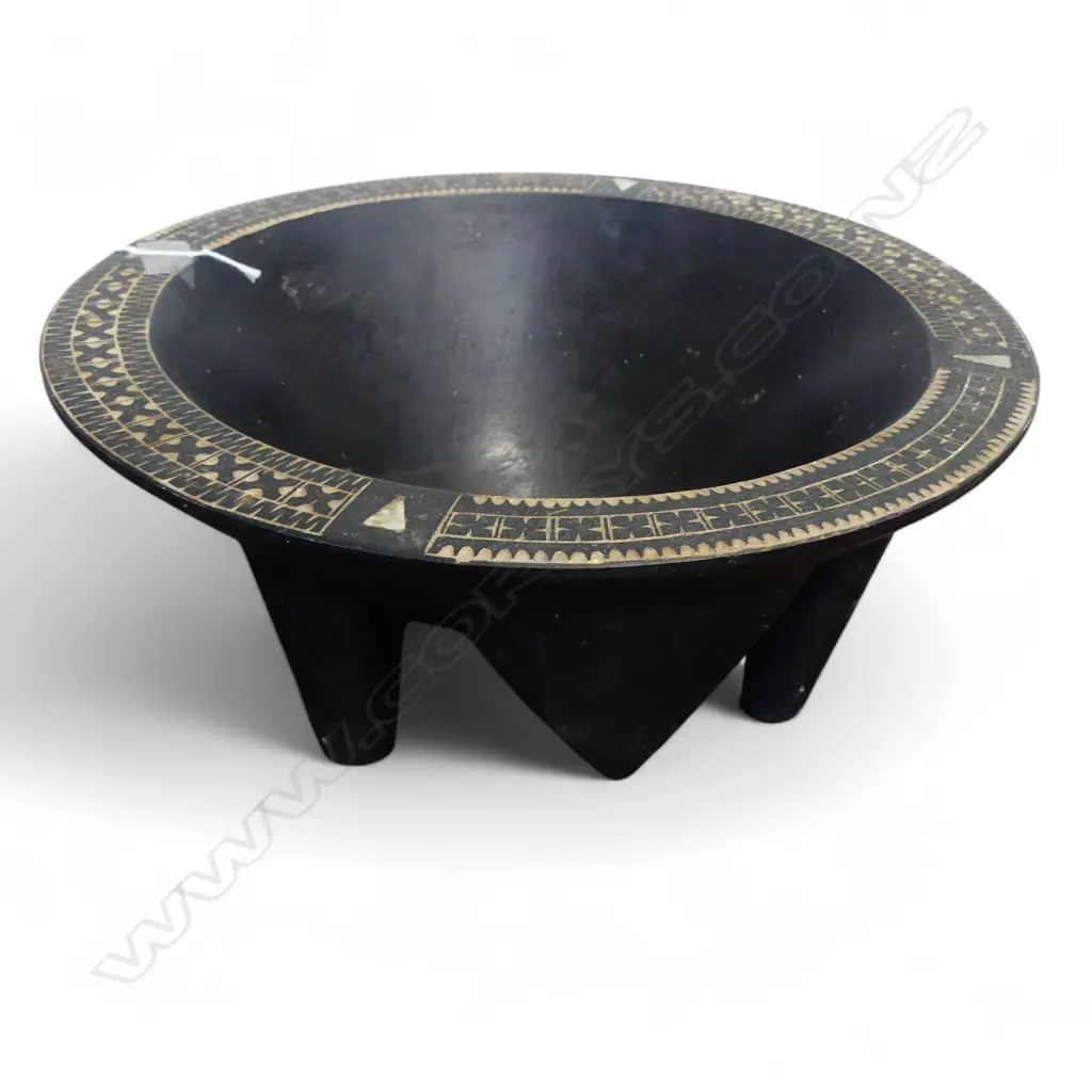 FIJIAN KAVA BOWL 340mm dia Image 1++