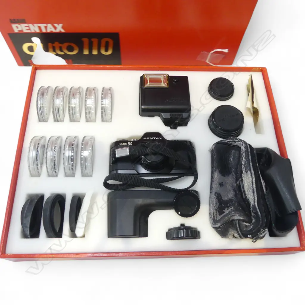 BOXED ASAHI PENTAX AUTO 110 CAMERA SET Image 1++