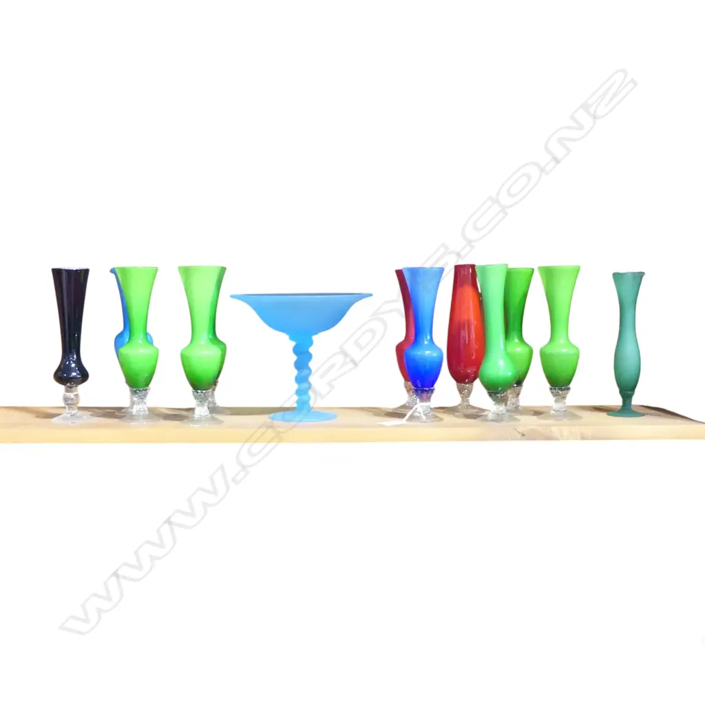 ART GLASS VASES Image 1++