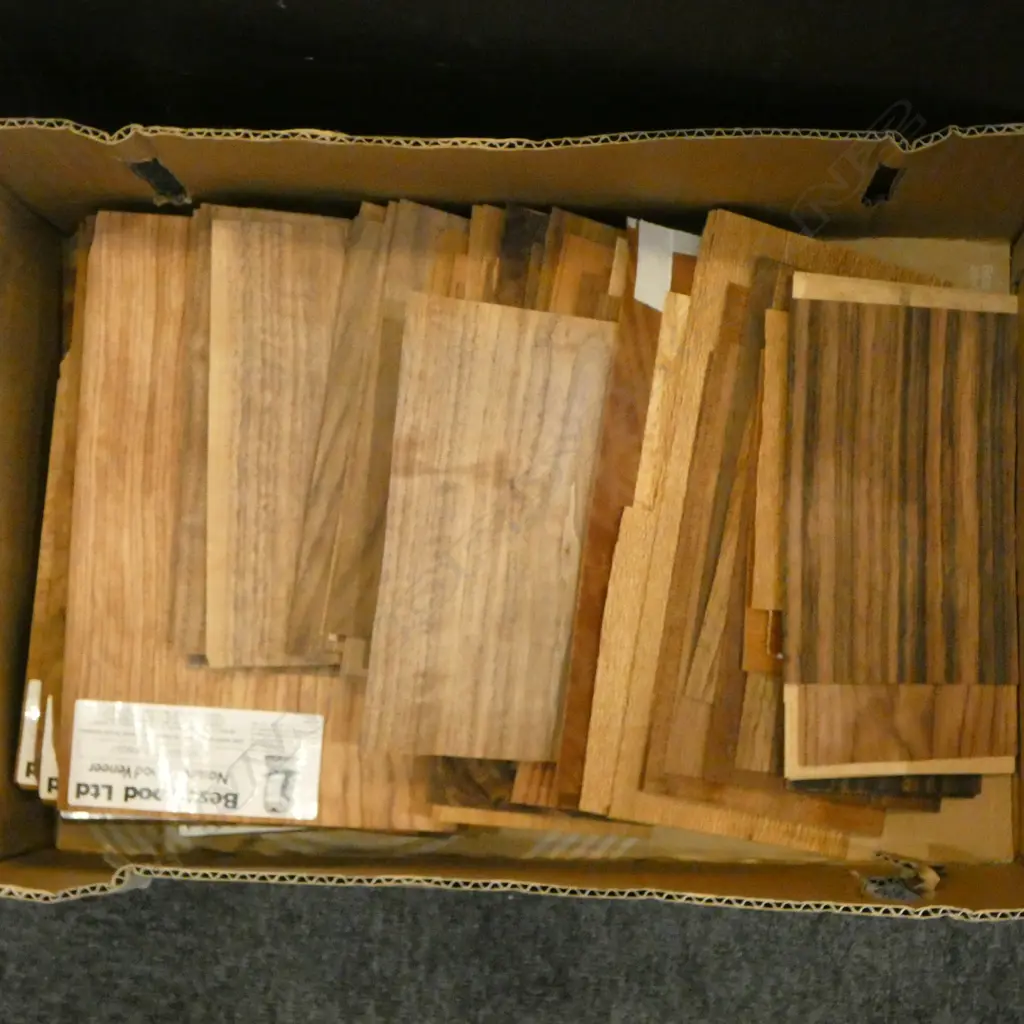 ASST. WOOD VENEER SHEETS Image 1++