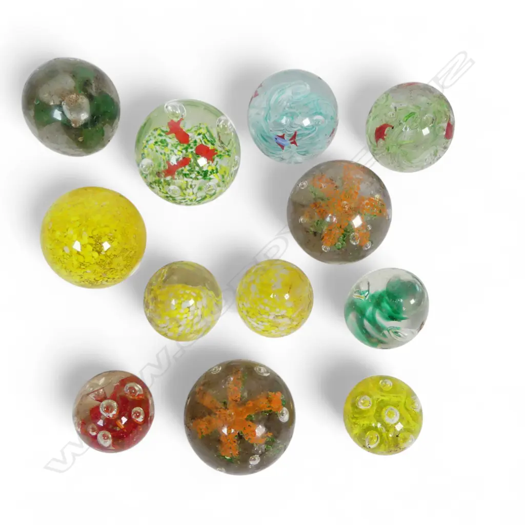 COLLECTION OF 12 GLASS PAPER WEIGHTS SOME DINGS Image 1++