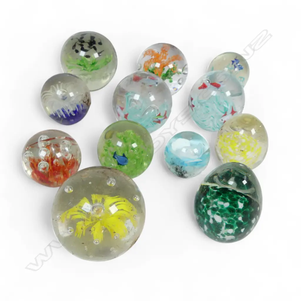 COLLECTION OF 12 GLASS PAPER WEIGHTS SOME DINGS Image 1++