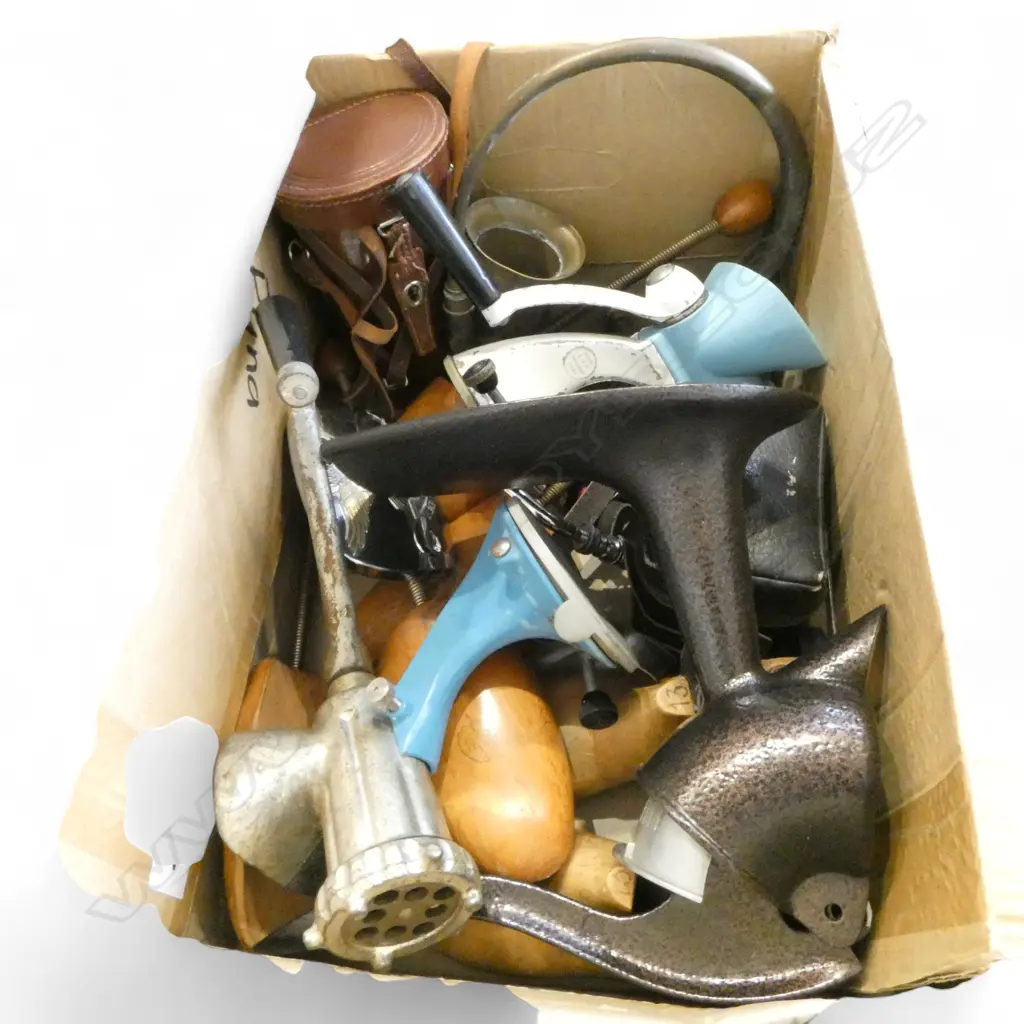3 PRS WOODEN SHOE LASTS, CAR HORN, HARLEY DAVIDSON WING MIRROR ETC Image 1++