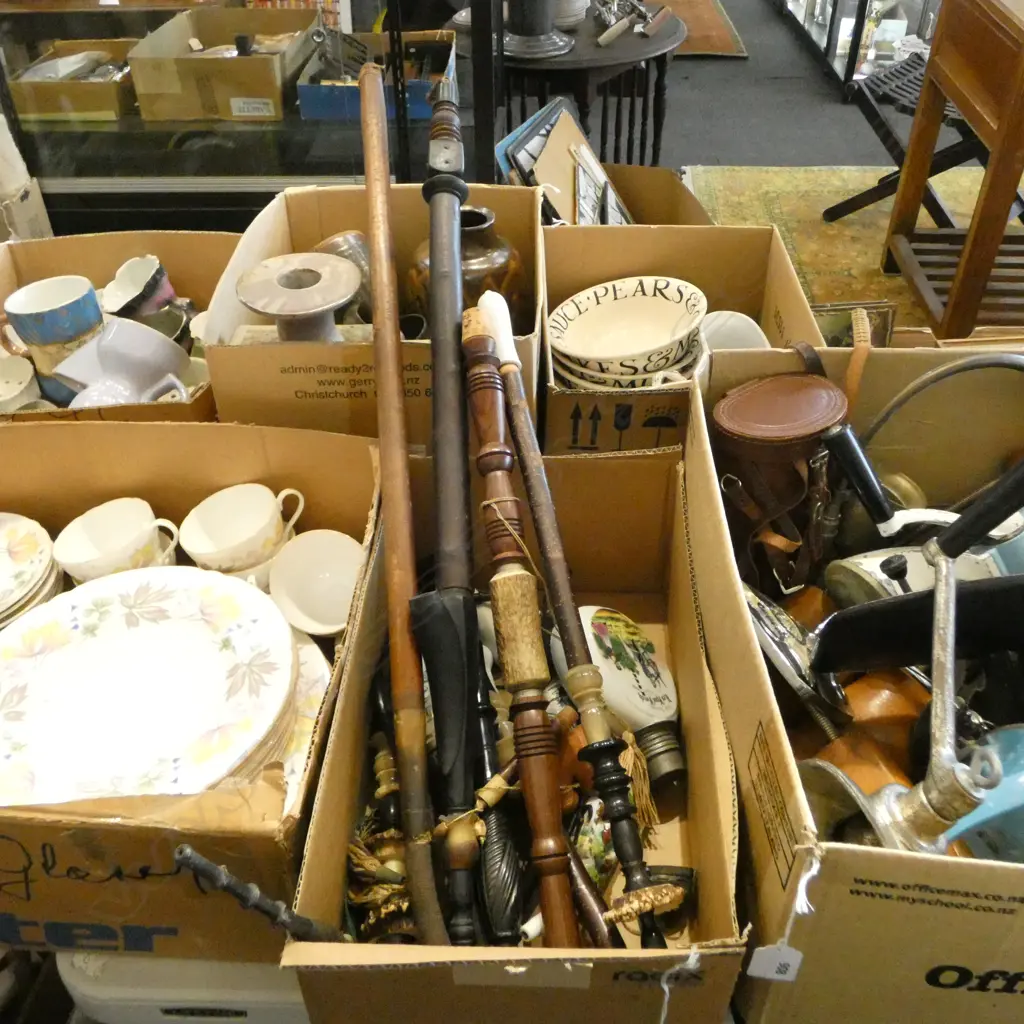 ASST. BAVARIAN PIPE BOWLS etc Image 1++