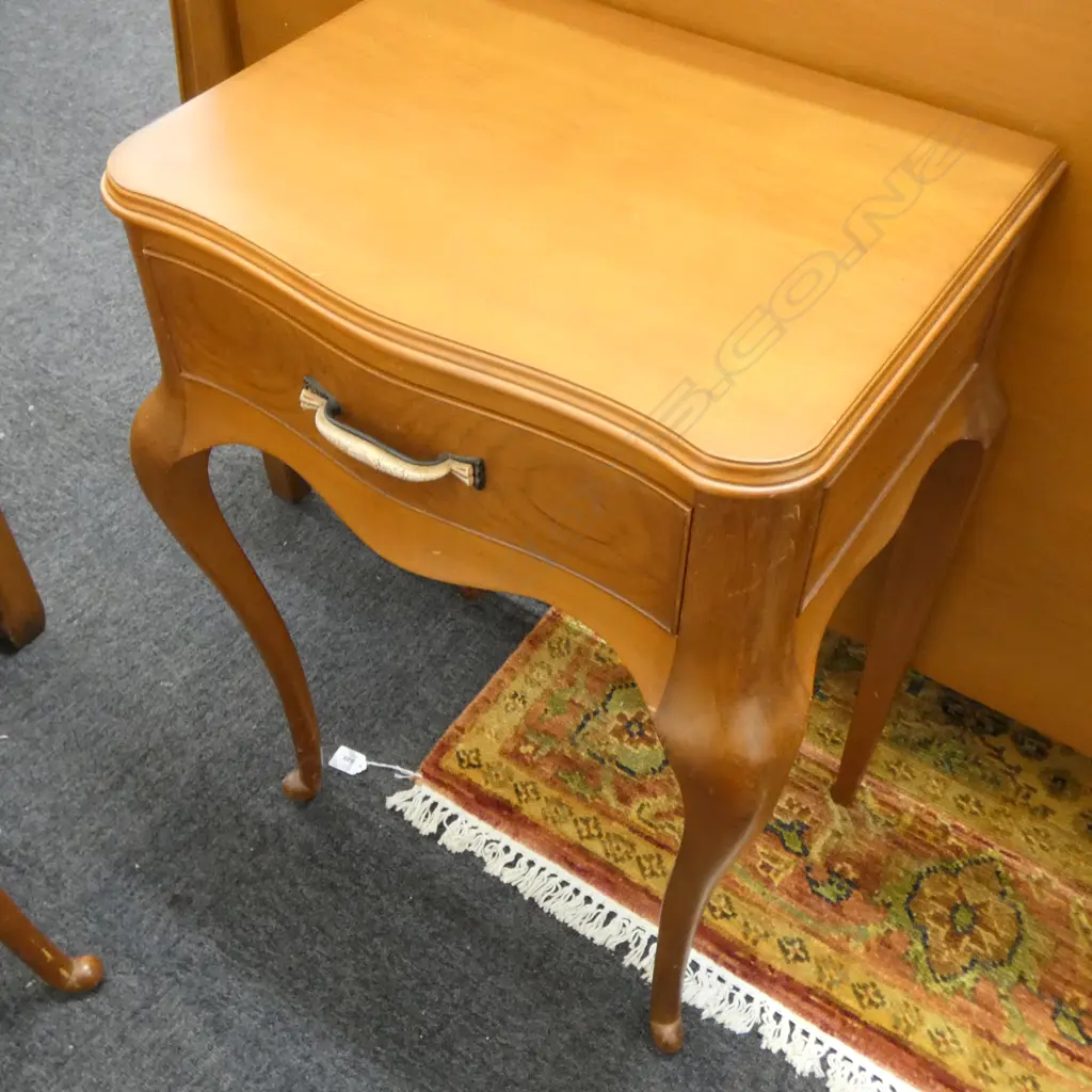 RARE VINTAGE 11 PCE KAURI BEDROOM SUITE MADE FOR QUEEN EII & PRINCE PHILLIP'S VISIT TO HAMILTON IN 1953 Image 1++